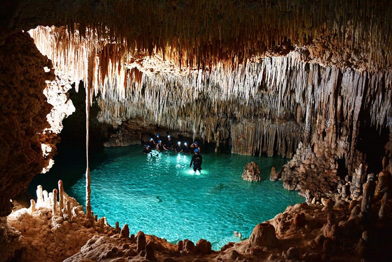 Rio Secreto sötétben