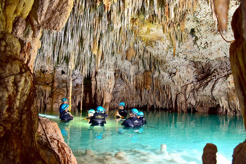 Rio Secreto vízben